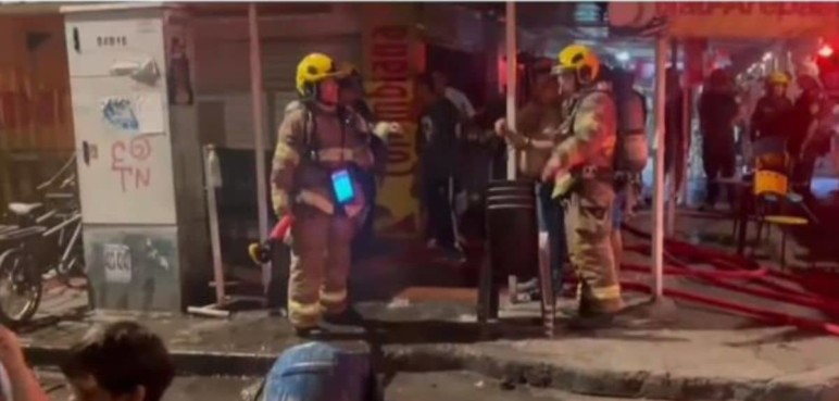 Bomberos controlaron incendio en local comercial en el norte de Cali
