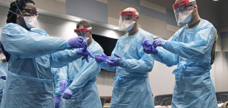 Pese a alerta mundial, China dice tener bajo control pandemia de covid-19