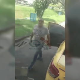 En video: taxista arremete contra conductor del MÍO