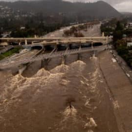 Servicio climático de EEUU dice que nueva tormenta golpeará California