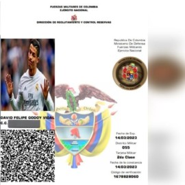 ¡De no creer! A joven le entregan su libreta militar con foto de Cristiano Ronaldo