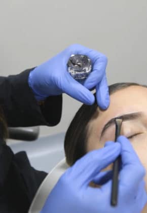Las Carolinas: Experta habla de tendencias en maquillaje y cejas para 2023