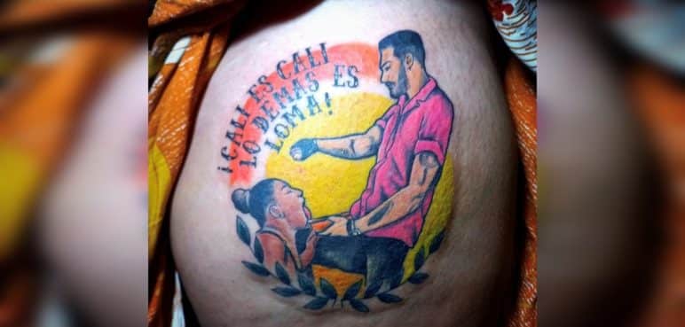 ¿Sin vergüenza? Se hicieron un severo tatuaje en honor a wafflería en Cali