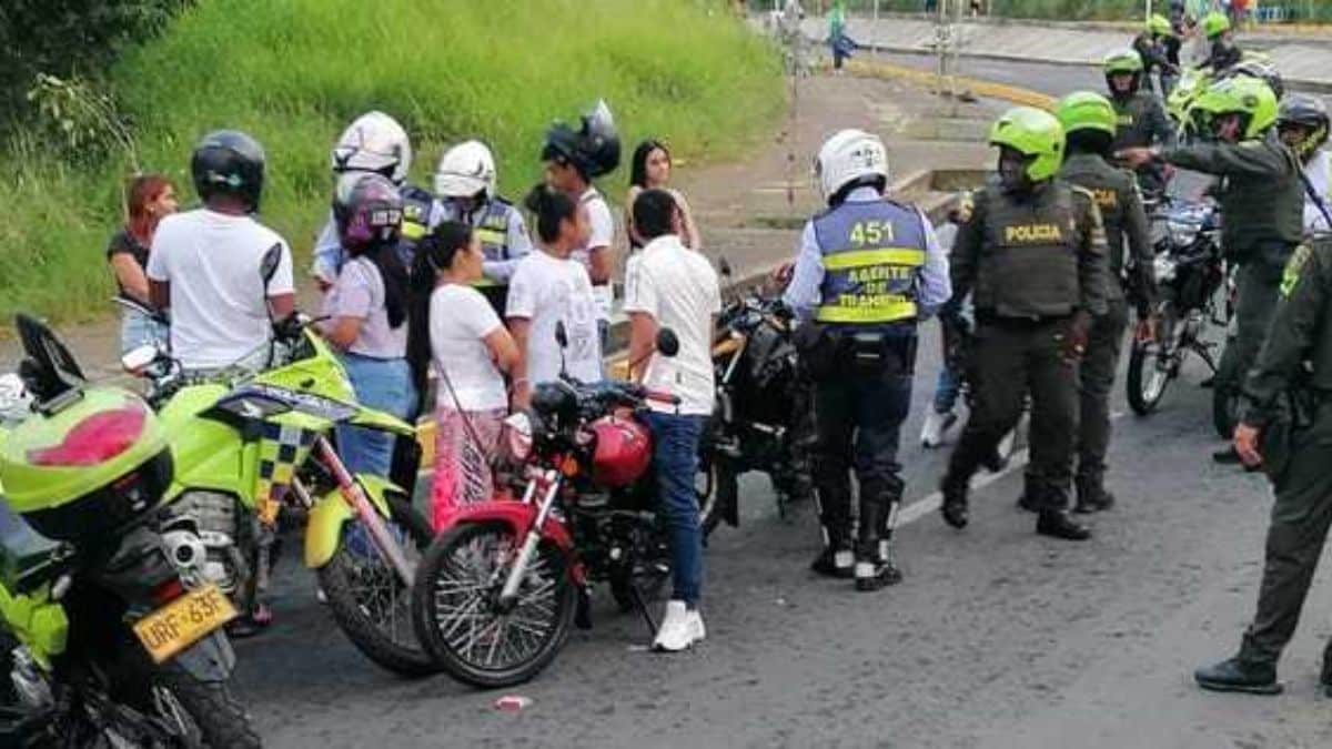 Policía realiza operativo para mitigar los ‘piques ilegales’ en el Km 18