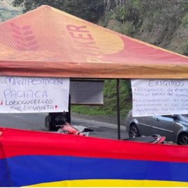 Habitantes de Loboguerrero cerraron vía Buga-Buenaventura por protestas