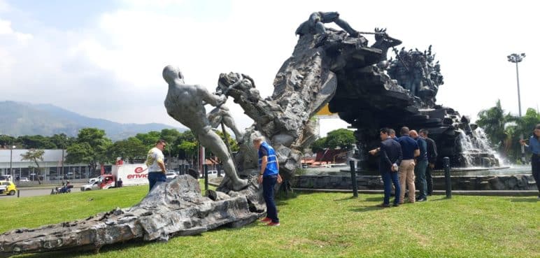 Monumento a la Solidaridad sufrió una fractura en su estructura