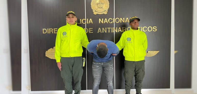 Policía captura a un integrante de la banda "DANTE" encargado de la adquisición de cocaína