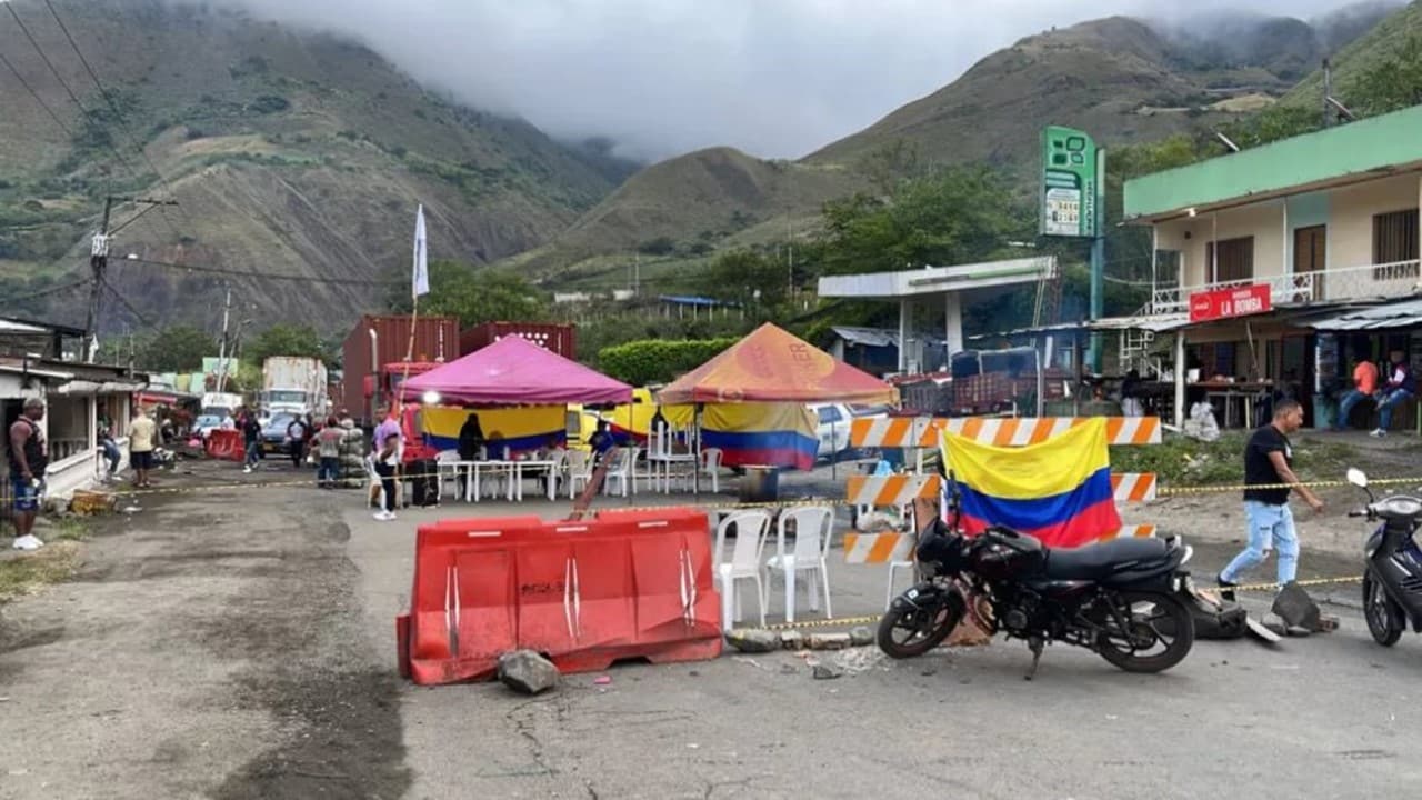 Comunidad de Loboguerrero levantó el bloqueo en la vía a Buenaventura