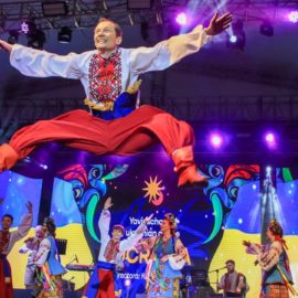 Ucrania puso a bailar al público en el Bulevar del Río en su primera presentación