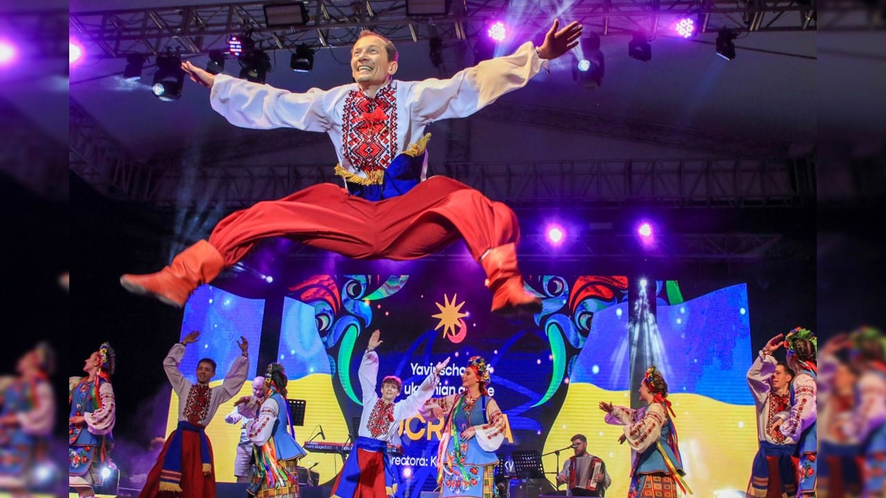 Ucrania puso a bailar al público en el Bulevar del Río en su primera presentación