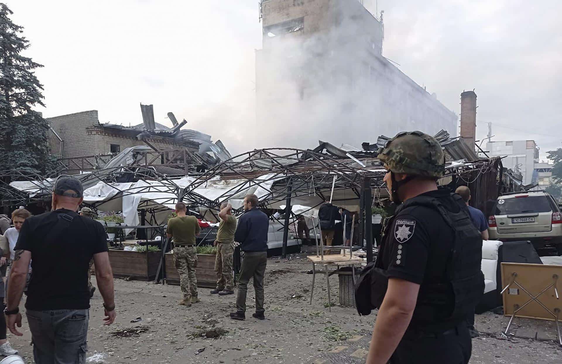 Ataque ruso contra una pizzería de Kramatorsk ha matado ya a 10 personas