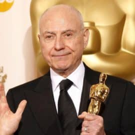 Fallece a los 89 años el actor Alan Arkin, ganador de un Óscar