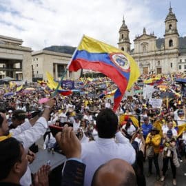 Denuncian agresiones contra la prensa durante las protestas en Colombia