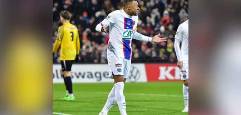 “Jugar en el PSG no ayuda mucho”: Mbappé arremete contra su club