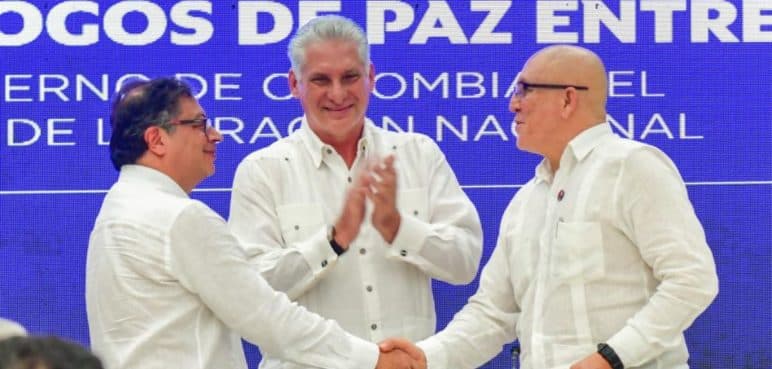 Gobierno colombiano y ELN firman cese al fuego bilateral en La Habana