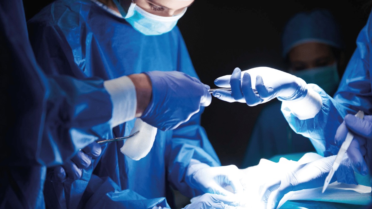 Joven murió tras realizarse una rinoplastia: denuncian posible negligencia médica
