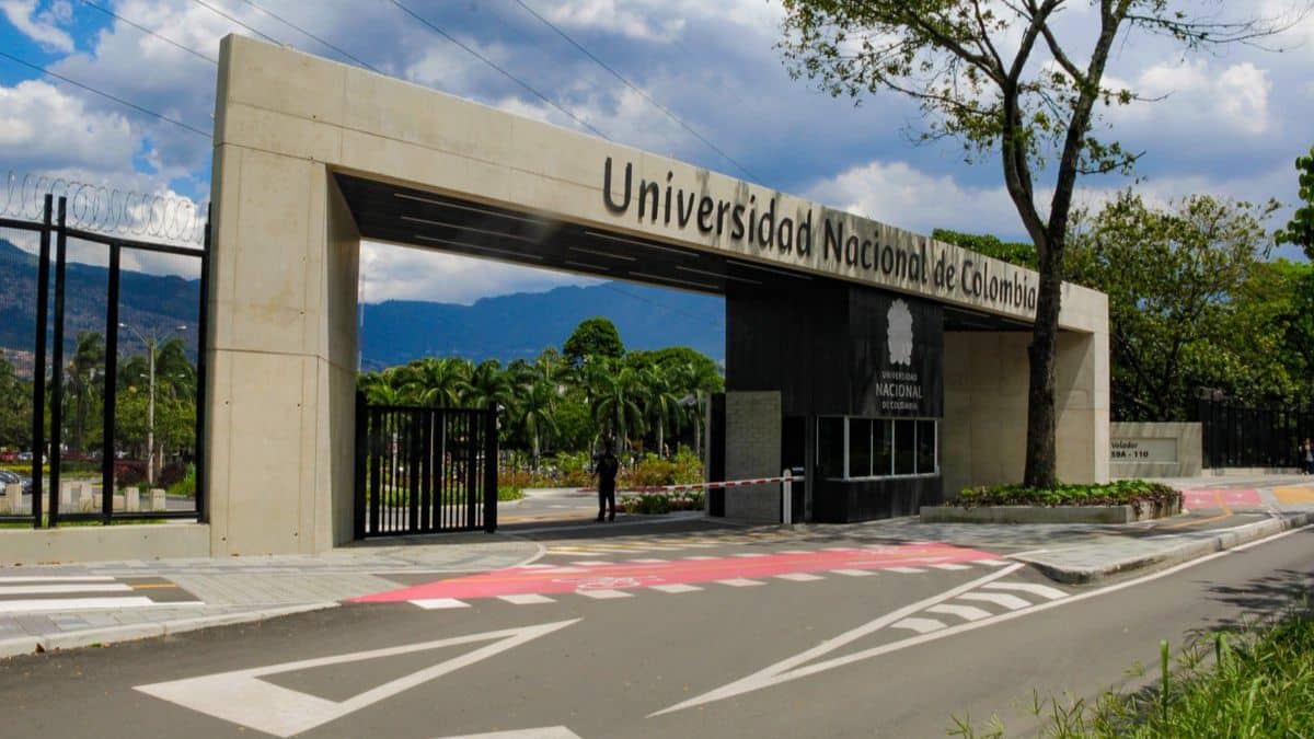 Experimento en Universidad Nacional sede Medellín dejó a un estudiante muerto