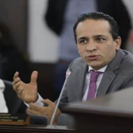 Fiscalía imputará cargos a hombre que amenazó de muerte al senador Alexander Maya