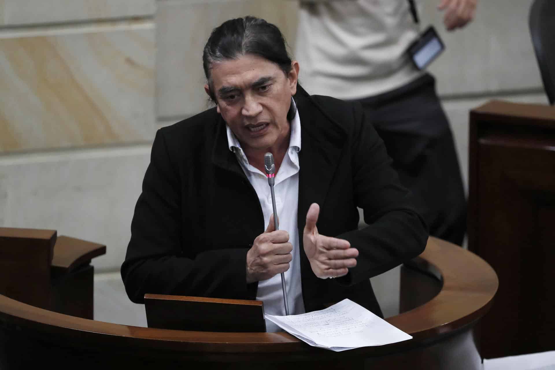 La oposición se manifiesta tras nombramiento de Gustavo Bolívar en DPS