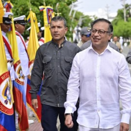 "Los Gobiernos anteriores fracasaron": Petro critica la defensa del mar de San Andrés