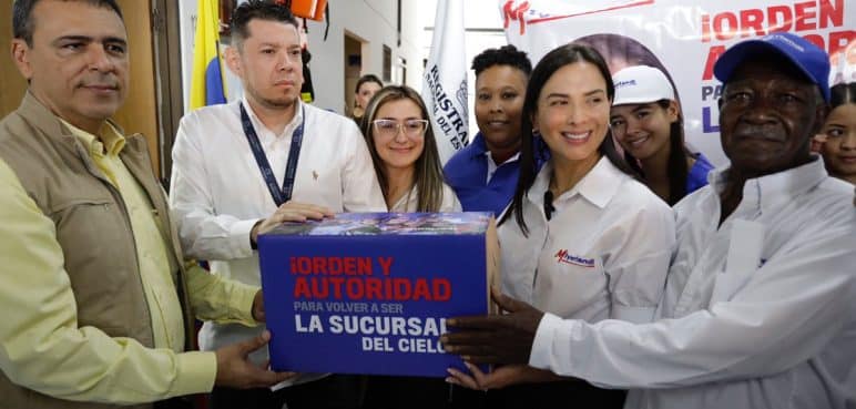 Miyerlandi oficializó con miles de firmas su candidatura a la Alcaldía de Cali