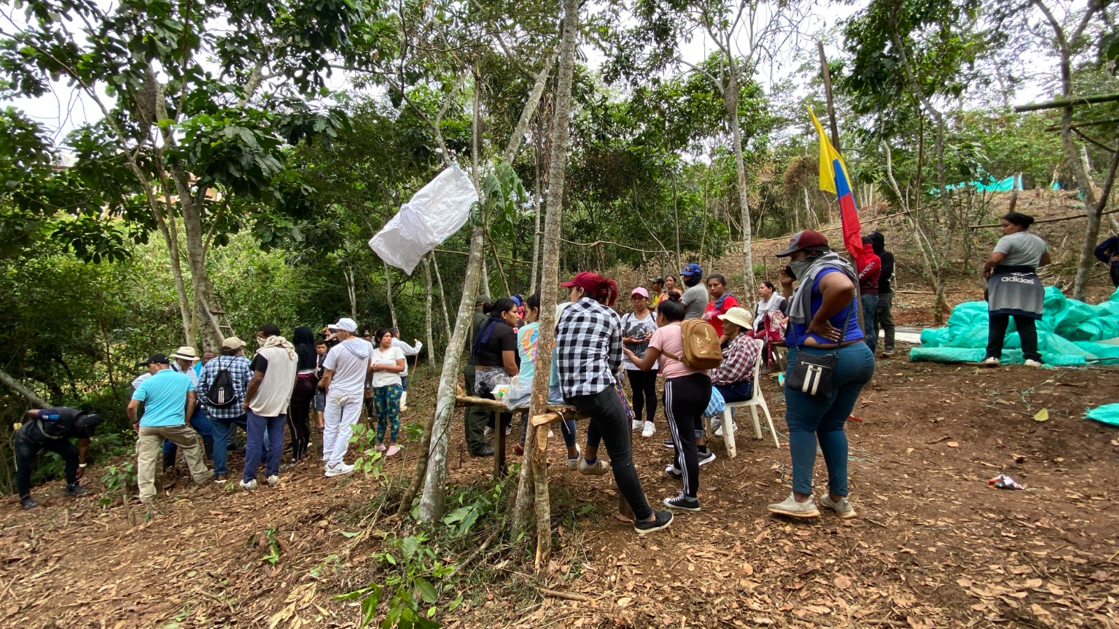 Se recuperó un predio ocupado irregularmente por 70 personas en Cali
