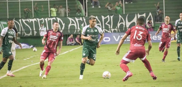Deportivo Cali tuvo un 'amargo' empate ante el Medellín en Palmaseca
