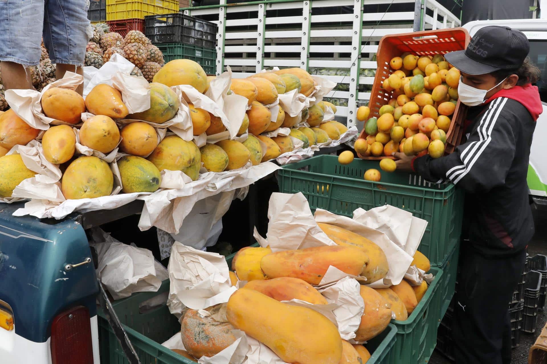 Desperdicio con hambre: la triste 'paradoja' de los alimentos en Colombia