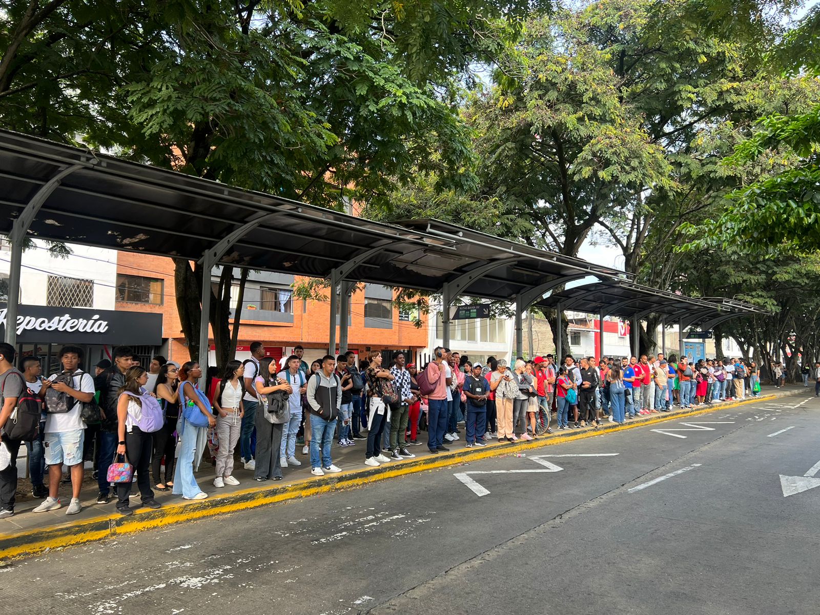 "Muy bien que B&N se preocupe por primera vez por los usuarios": Metrocali