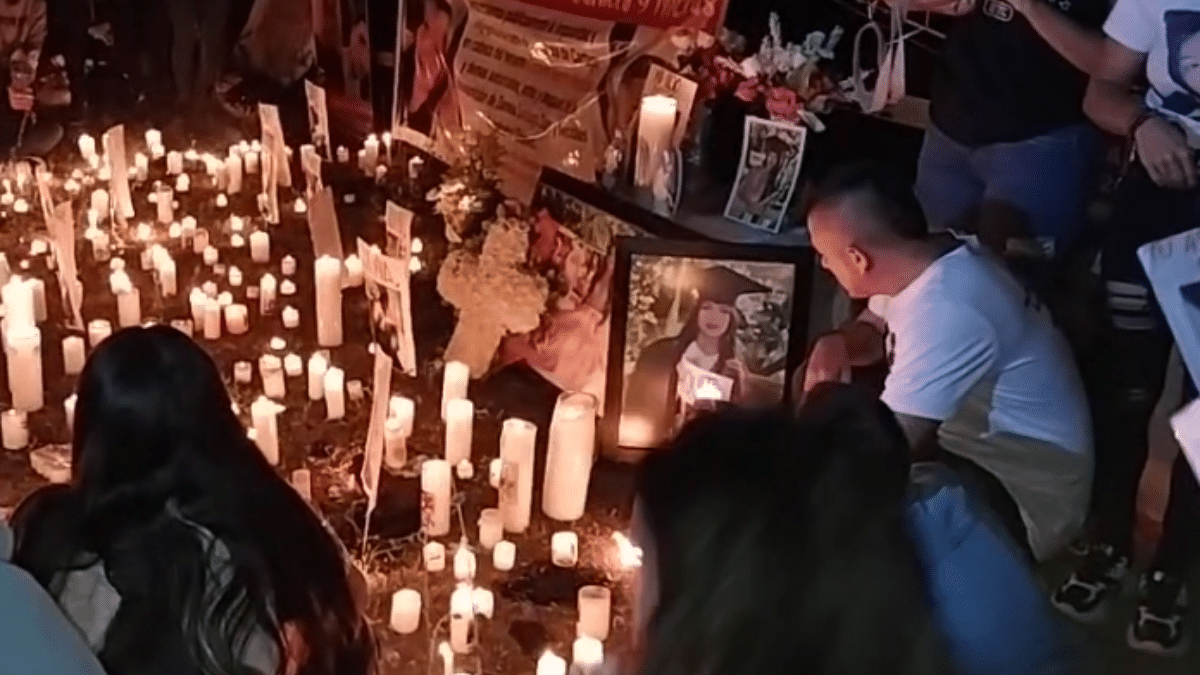Video: Con una velatón le rindieron un homenaje a Daniela y Nicolás en Cartago
