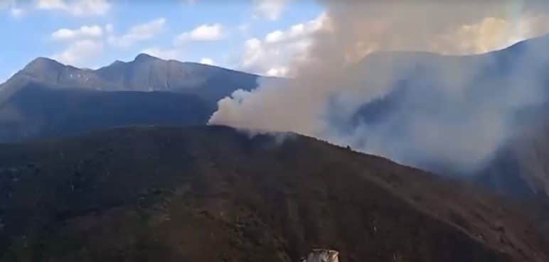 Video: ¡Más de 24 horas! Bomberos atienden grave incendio en Pradera, Valle