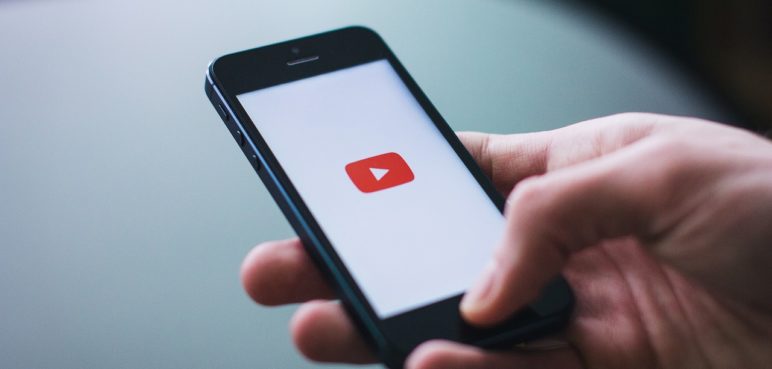 ¿Quieres descargar música de Youtube desde tu celular? Así puedes hacerlo