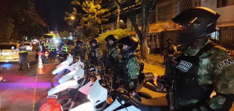 Ejército en las calles: Soldados reforzarán la seguridad en barrios de Cali