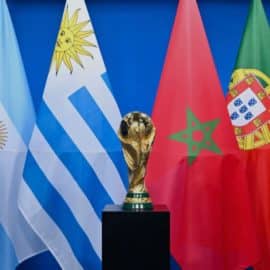 "El centenario regresa a casa": Mundial de fútbol de 2030 se jugará en Suramérica
