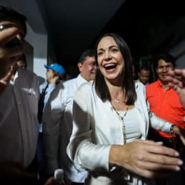 María Corina Machado arrasa en las elecciones primarias venezolanas