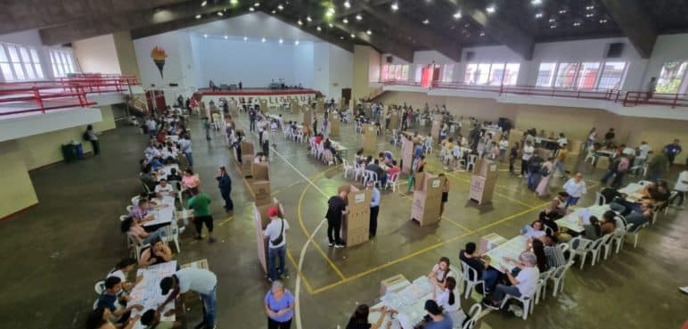 Es oficial: Se cierran las urnas de las Elecciones Regionales de 2023