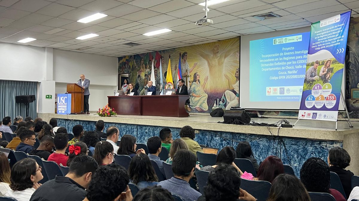 Estudiantes presentaron avances en proyectos que beneficiarán a 4 departamentos
