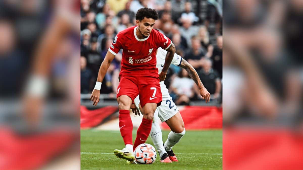 El Liverpool se 'paró de cabeza' ante el injusto gol anulado de Luis Díaz
