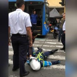 Nuevo caso de intolerancia: Motociclista arrolló a una agente de tránsito