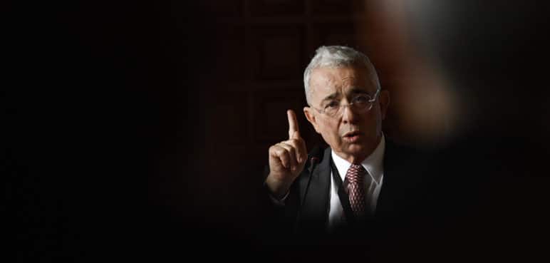 Expresidente Uribe arremete contra la JEP por presunta persecución