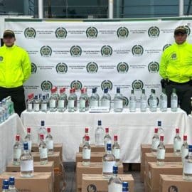 Incautan más de 1.300 botellas de alcohol adulterado en el oriente de Cali