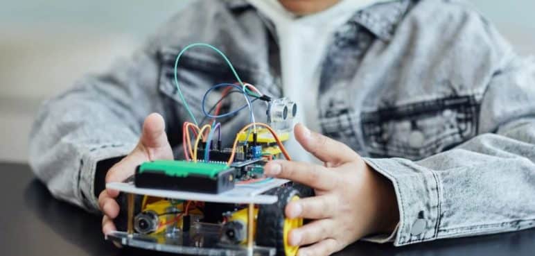 Genios de la robótica: Estudiantes de Yumbo sí irán al mundial de robótica en China