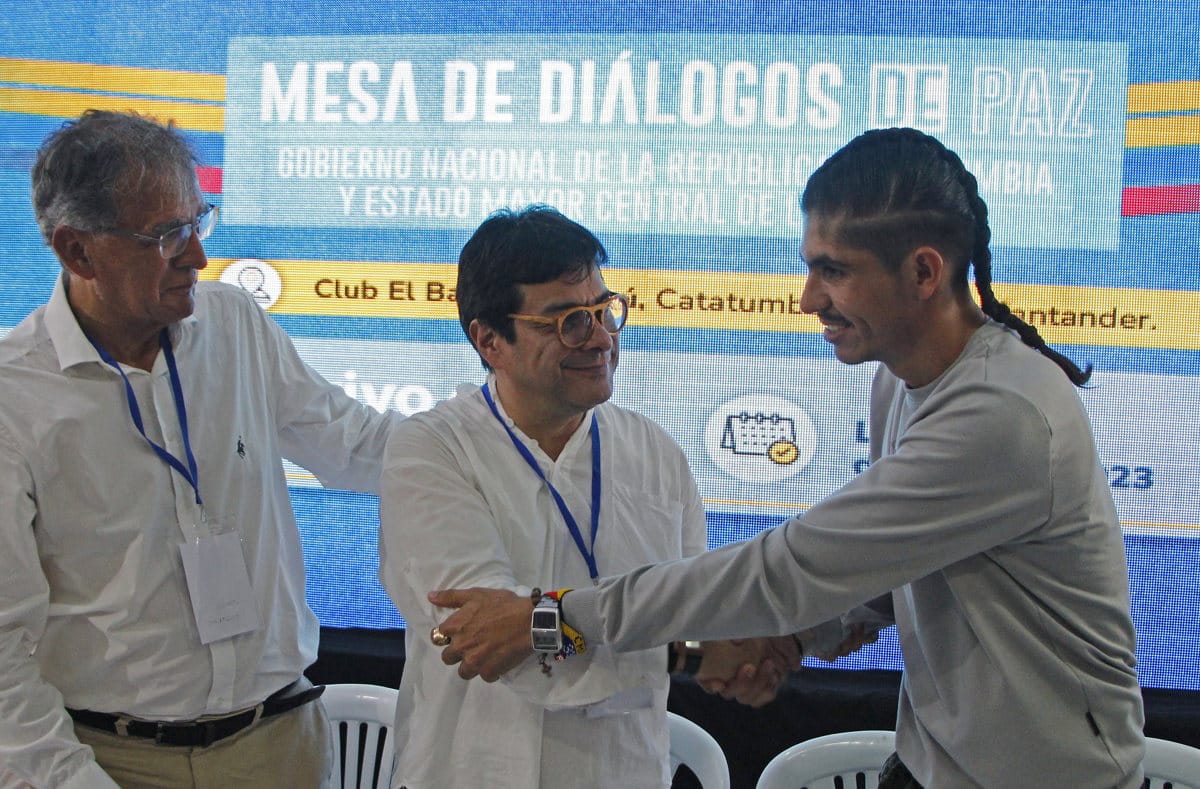Gobierno reanudará los diálogos con la principal disidencia de las FARC