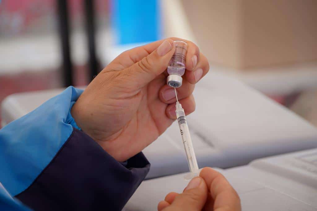Nueva vacuna contra el Covid-19 llegó a Colombia: Conozca los detalles