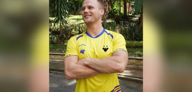 "Vamos con toda": Dominic Wolf volvió a tener problemas por sus camisetas de Colombia