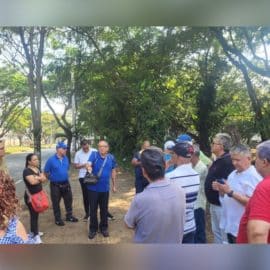 "Pa' fuera": Protestas en el barrio La Hacienda por traslado de las tascas