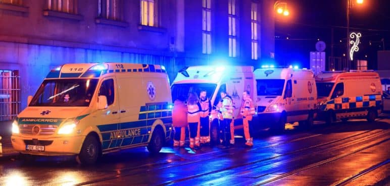 Al menos 15 personas fallecieron tras ataque en universidad de Praga