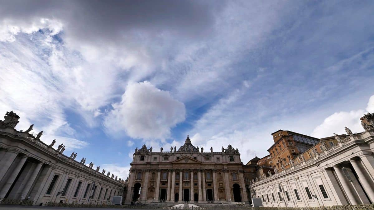El Vaticano aprobó la bendición de parejas homosexuales o en situación "irregular"