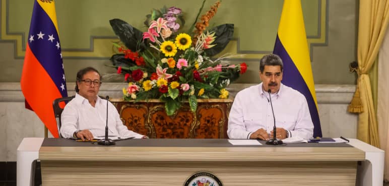 Nicolás Maduro repudió las amenazas de muerte contra Petro y su familia