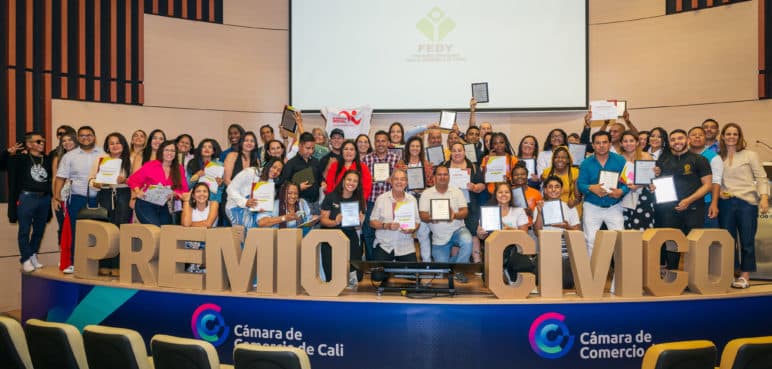 'Premio Cívico por una Ciudad Mejor' destacó a 36 proyectos que aportan al desarrollo de la región